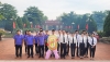 Viện kiểm sát nhân dân huyện Lệ Thủy và Tòa án nhân dân huyện Lệ Thủy tổ chức dâng hương và thắp nến tri ân tại Nghĩa trang liệt sĩ Mai Thủy.